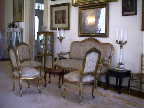 Ashton Villa Salon